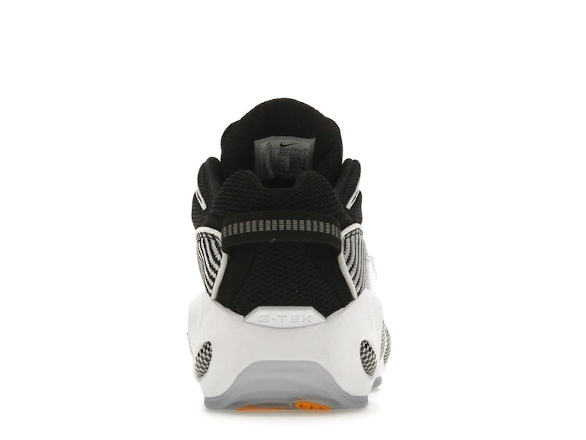 Nike NOCTA Glide en coloris noir et blanc