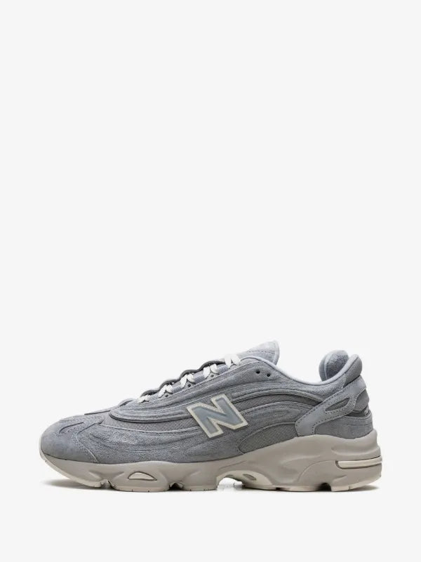 New Balance 1000
