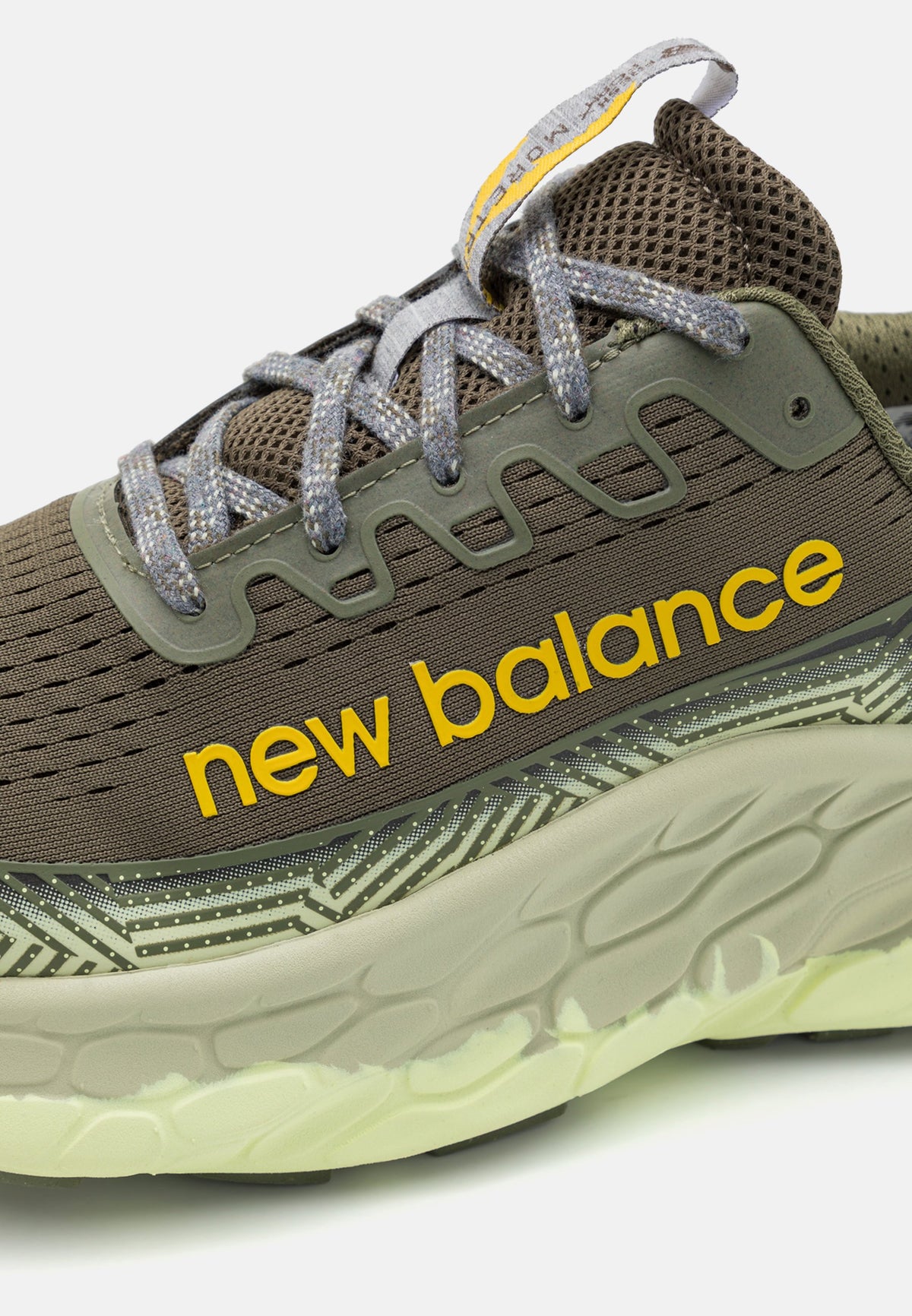 New Balance Fresh Foam X More Trail v3