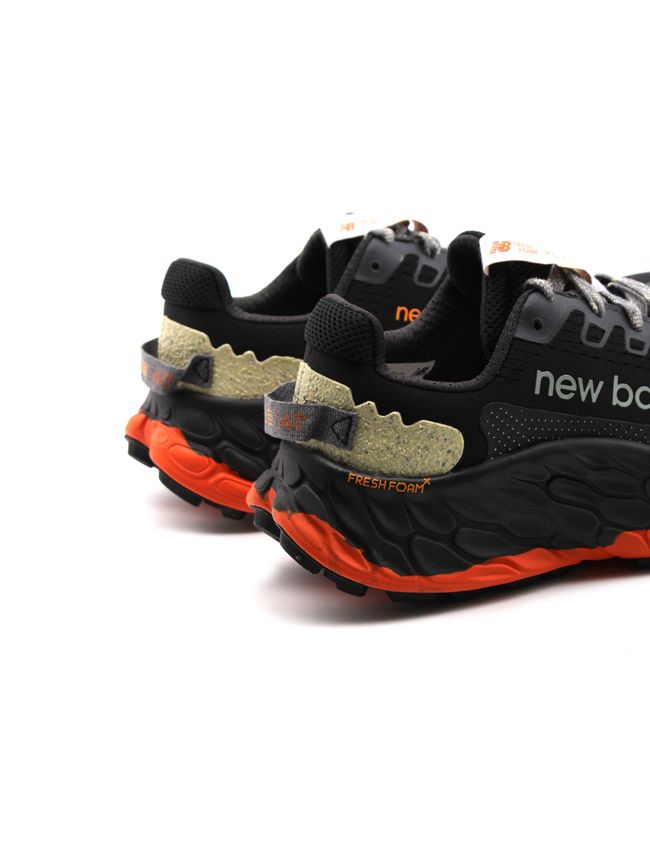 NEW BALANCE - MORE TRAIL V3 BLACK CAYENNE X FRESH FOAM