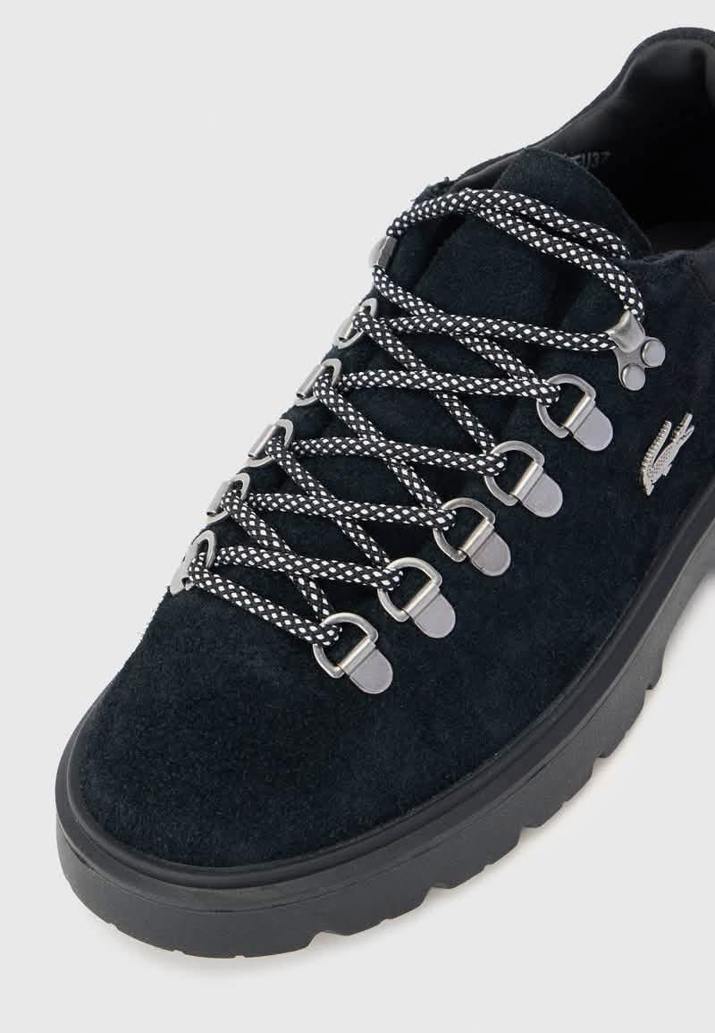 LACOSTE CARNABY PRO TREK – NOIR