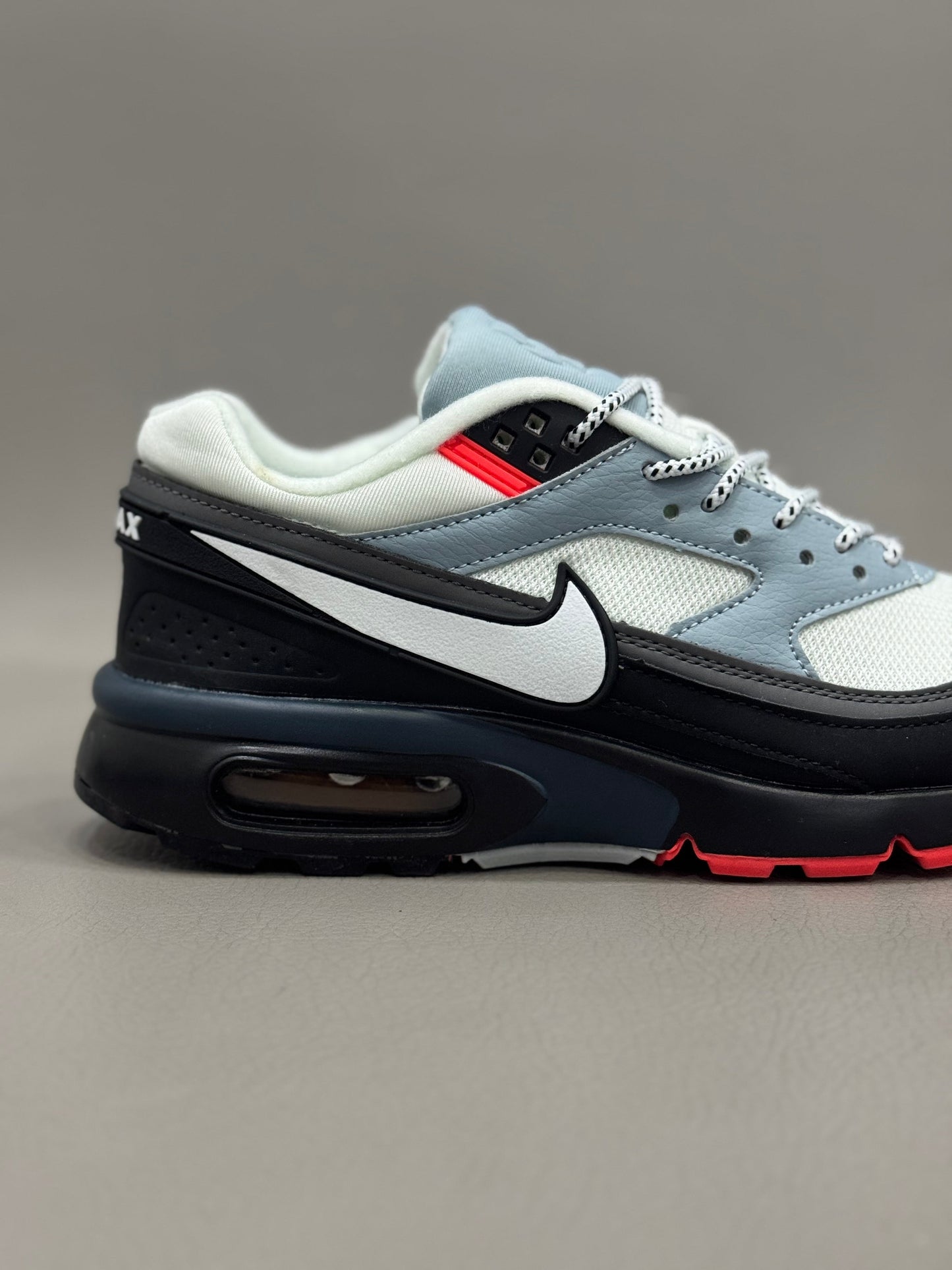 Nike Air Max BW White/Black/Red