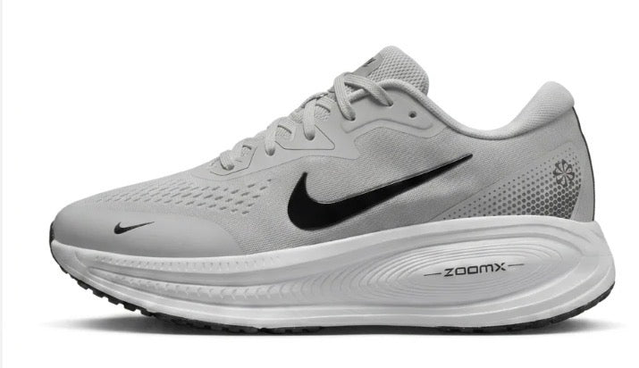 Nike Vomero 18